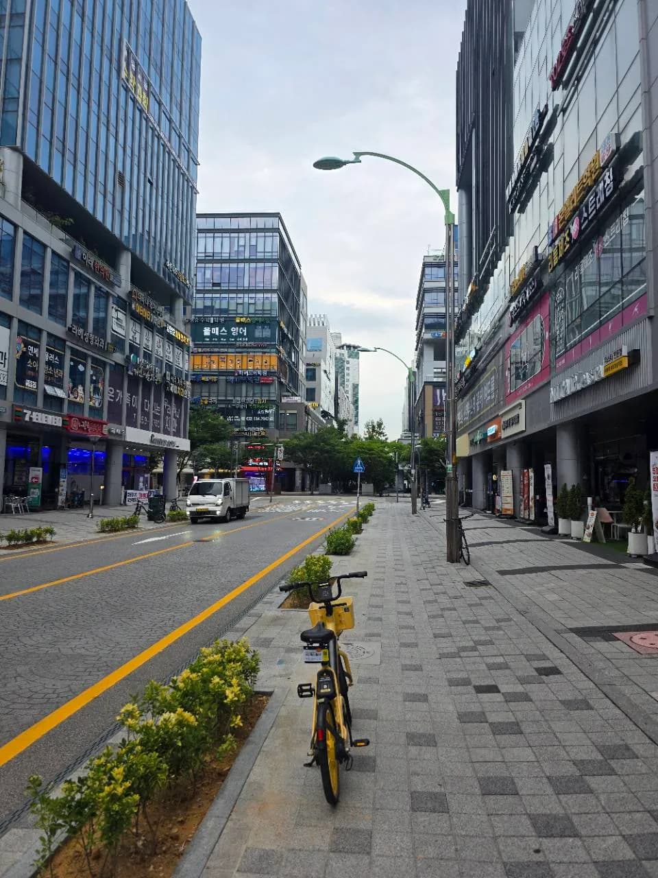 송도 1공구 학원가 거리