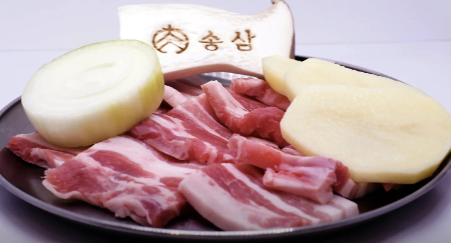 송삼 음식 사진 송삼 돼지고기 구이용 상차림